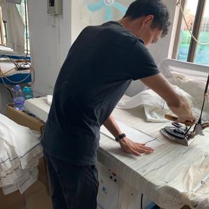 Short en jean respirant de haute qualité pour homme, avec logo personnalisé, effet délavé Monkey Wash, style vintage, délavé soleil, pour le travail, en denim épais, vierge - Product Image 4