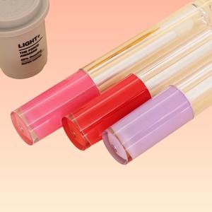 Stock de ventes directes d'usine de haute qualité en gros Tubes de brillant à lèvres transparents d'une capacité de 5ml - Product Image 4