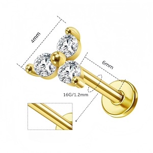 Boucles d'oreilles clous en forme de fleur avec trois pierres de zircon, en acier inoxydable plaqué or, bijoux de piercing pour les soirées - Product Image 2