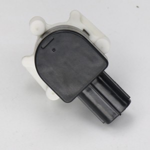 Válvula de Control 89407-60010, Puerto de 1/2 Pulgada, Aplicación para Suspensión de Altura con Temperatura Normal del Agua - Product Image 4
