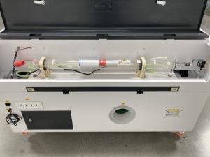 Incisore e Tagliatrice Laser CO2 Industriale 1390 ODM/OEM per Legno, MDF e Gomma |   Alta precisione |   Distributori Globali Richiesti |   Per tutta la vita - Product Image 4