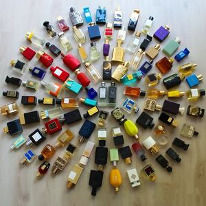 2025 lüks Mini 5ml 10ml seyahat kokuları hediye setleri için orijinal kutusu dahil erkekler ve kadınlar için parfüm toptan - Product Image 4