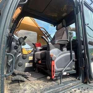 Excavatrice sur chenilles Hyundai 520 de 52 tonnes, modèle 2022, moteur Cummins, godet de 3 m, moteur de bonne qualité - Product Image 6