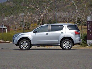 รถยนต์อีซูซุ <span class=keywords><strong>MU</strong></span>-X SUV รุ่น <span class=keywords><strong>7</strong></span> ที่นั่ง เครื่องยนต์เบนซิน ระบบเชื่อมต่ออัจฉริยะ รถใช้แล้ว - Product Image 4