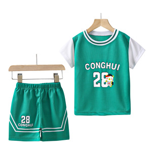 <span class=keywords><strong>Set</strong></span> di Maglie da Basket per Ragazzi all'Ingrosso, Abbigliamento Sportivo Traspirante per Bambini, Completo da Allenamento a Maniche Corte per Bambini da 1 a 8 Anni - Product Image 1