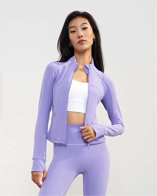 สีม่วงเข้ม