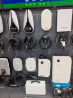 Chargeur universel pour véhicules électriques avec protection multi-sécurité, boîtier ignifuge, compatible avec les voitures à énergie nouvelle, petites commandes en gros acceptées