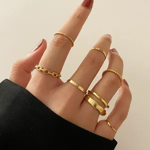 批发戒指时尚镀金戒指套装女性金属圈指节戒指时尚饰品2022