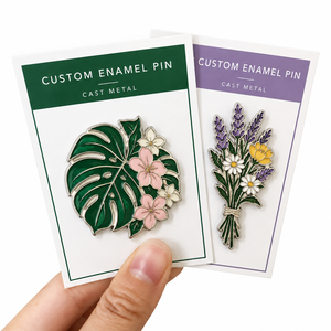 Pin de solapa metálico personalizado de dibujos animados y anime, nuevo diseño, pin de esmalte duro y suave hecho a medida, a la venta - Product Image 3