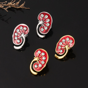 Nuevo broche de órgano humano de aleación de Zinc Universal, Pin <span class=keywords><strong>capilar</strong></span> de ojo impreso UV, insignia de Metal de corazón y pulmón, accesorio, chapado con tema Animal - Product Image 6
