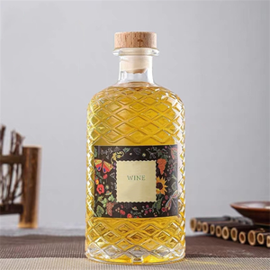 Botella de Vidrio Nórdica Vintage de 500ml, Ecológica, Super Flint, para Vodka, Ron, Alcohol, Ginebra y Whisky, con Corcho, Venta al Por Mayor - Product Image 1