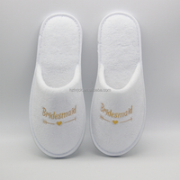 Chaussons de mariée blancs imprimés en velours corail à bout fermé, fournitures de mariage, pour chambres de demoiselles d'honneur et enterrement de vie de jeune fille