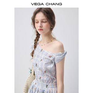 VEGA CHANG Abito da donna a trapezio midi azzurro a quadri asimmetrico monospalla con maniche a cappuccio ricamato floreale a vita alta plissettato - Product Image 4