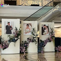 LEDA Produk Terbaru Stand Backdrop LED Akrilik Putih Modern Klasik dengan Papan Selamat Datang untuk Dekorasi Pesta Pernikahan