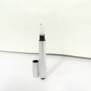 Voluminizador <span class=keywords><strong>de</strong></span> <span class=keywords><strong>Labios</strong></span> Vegano <span class=keywords><strong>de</strong></span> Larga Duración, Humectante, <span class=keywords><strong>con</strong></span> Colágeno y Tripéptidos, Sin Sensación <span class=keywords><strong>de</strong></span> Picor, Acabado Brillante <span class=keywords><strong>con</strong></span> Punta <span class=keywords><strong>de</strong></span> Silicona - Product Image 3