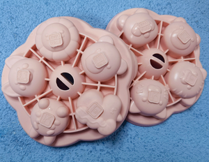 Spaceman bricolage <span class=keywords><strong>moule</strong></span> de cuisson en <span class=keywords><strong>Silicone</strong></span> <span class=keywords><strong>moule</strong></span> à gâteau au <span class=keywords><strong>chocolat</strong></span> en <span class=keywords><strong>Silicone</strong></span> avec couvercle pouding fabricant d'aliments pour bébés <span class=keywords><strong>moule</strong></span> de nourriture pour animaux de compagnie - Product Image 5