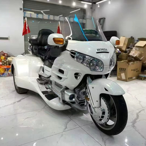Motocicleta de Turismo de Lujo <span class=keywords><strong>Honda</strong></span> Gold Wing Trike de 1800 cc, Seis Cilindros en Línea, Refrigerada por Agua - Product Image 1