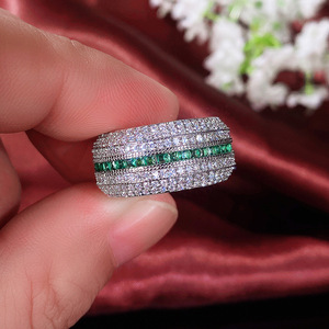 Anello di Coppia con Gemme a Contrasto di Colore, Elegante Gioiello da Dito alla Moda - Product Image 6