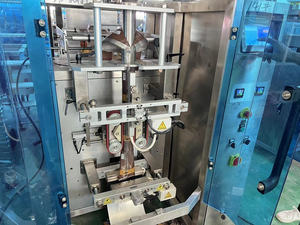 Balance de pesage automatique et remplissage Machine <span class=keywords><strong>à</strong></span> emballer les sachets de granulés de grains de café de noix de cajou de pistache de cacahuète Emballage de noix mélangées - Product Image 5