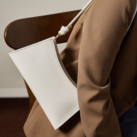 Sac à Main Pour Femme Cuir East-West Noeud Bandoulière Bord Incurvé Usine Marque Privée OEM 2026
