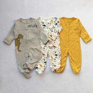 Pigiama per Neonati Personalizzato con Piedini, Tutina Unisex a Maniche Lunghe, Morbida e Sicura con Bottoni, Abbigliamento Traspirante per Bambini - Product Image 1