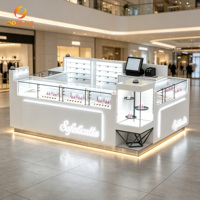 Vitrine et armoire à parfums sur mesure avec éclairage LED, vitrine en bois et verre pour magasin de maquillage