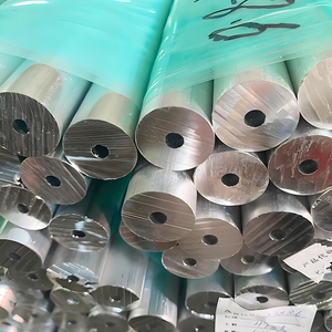 Chinesischer Lieferant Qingze 6063T5 6061T6 Runde Aluminiumrohre Eloxiert Biegen Schweißen Schneiden - Product Image 3