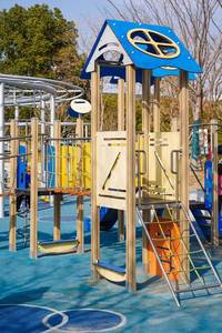Ensemble d'équipements <span class=keywords><strong>de</strong></span> <span class=keywords><strong>jeux</strong></span> d'extérieur <span class=keywords><strong>pour</strong></span> enfants en HDPE et caoutchouc recyclé, <span class=keywords><strong>de</strong></span> qualité commerciale et économique, comparé au prix des équipements <span class=keywords><strong>de</strong></span> <span class=keywords><strong>jeux</strong></span> Kompan - Product Image 3