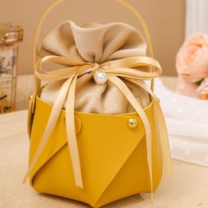 Bolsa de Regalo de Cuero PU Colorida para Guardar Dulces y Joyas de Boda, Bolsa de Regalo Portátil para Fiestas, Color Personalizado para Regalos Promocionales - Product Image 2