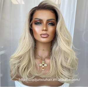 วิกผมแท้คุณภาพสูง สีบลอนด์ประกายเทาแบบไล่เฉด  ลอนคลื่น  วิกผมหน้าผากลูกไม้ HD 13x6  แบบไม่ต้องใช้กาว  พร้อมผมเบบี้แฮร์  ใส่ได้เลย - Product Image 1