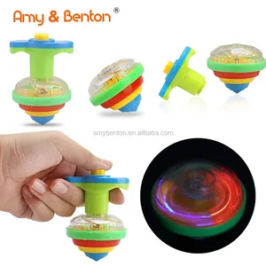 Mới Lạ Số Lượng Lớn Đồ Chơi Ủng Hộ Đảng LED Ánh Sáng Lên Nhấp Nháy UFO Nảy Spinning Tops Với Con Quay Hồi Chuyển