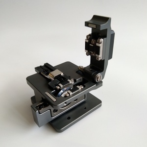 WF680 Épisseuse par fusion haute vitesse à écran tactile pour l'installation et <span class=keywords><strong>la</strong></span> maintenance de réseaux FTTH (<span class=keywords><strong>Fibre</strong></span> to the Home) à prix usine compétitif - Product Image 5