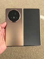 Smartphone 5G pliable 8,8 mm Snapdragon 8 Elite 6100 mAh Appareil photo periscopique 64 MP Version globale