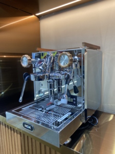 Máquina de Café Espresso Semiautomática MDK de 12 Bares con Carcasa de Acero Inoxidable para Cafeterías, Venta al Por Mayor de Fábrica - Product Image 2