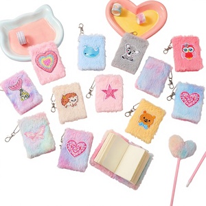 Mini Diario <span class=keywords><strong>de</strong></span> Peluche Creativo con Dibujos Animados <span class=keywords><strong>para</strong></span> Niños, Colgante <span class=keywords><strong>para</strong></span> Estudiantes, Bolsillo <span class=keywords><strong>de</strong></span> Escritura <span class=keywords><strong>para</strong></span> Niñas con 100-200 Páginas <span class=keywords><strong>para</strong></span> la Temporada <span class=keywords><strong>de</strong></span> Apertura - Product Image 1