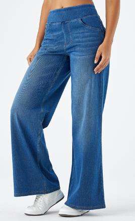 สีน้ำเงินปานกลาง