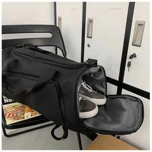 Bolsa Deportiva Impermeable de 50L, Mochila Grande para Gimnasio con Compartimento Separado para Zapatos, para Hombres y Mujeres - Product Image 6