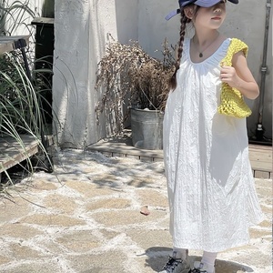 Abito estivo senza maniche per bambina, abito casual <span class=keywords><strong>bianco</strong></span> testurizzato per bambine, per vacanze al mare - Product Image 2