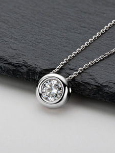 Collar con Colgante Solitario de Moissanita VVS GRA de Corte Redondo, Engaste de Burbuja, Joyería de Cobre Relleno de Oro de 14K para Regalo de Aniversario - Product Image 6