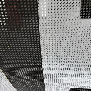 Housse de table publicitaire imprimée sur mesure en tissu maillé pour clôture de chantier, résistante aux UV - Product Image 4