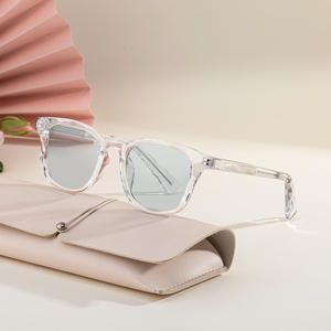 Gafas de sol cuadradas para hombre ZT-99312 con lentes de PC UV400, montura de plástico y metal, ligeras, para uso en exteriores. - Product Image 1