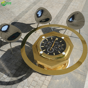 ساعة نحتية ذهبية حديثة بطول 1.4 متر مصنوعة حسب الطلب في المصنع مع تلميع سطحي للديكور المنزلي من الفولاذ المقاوم للصدأ مطلية بالذهب - Product Image 4