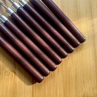 Ensemble de couteaux à palette à manche en bois rouge de 8 pièces pour peinture à l'huile Gouache Argile et acier Stock Source pour fournitures d'art