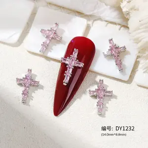 จี้คริสตัลรูปดอกกุหลาบสไตล์เรโทรประดับเพชรซิคอนหรูหรา พร้อมจี้โลหะรูปไม้กางเขน สำหรับตกแต่งเล็บ งานฝีมือ DIY - Product Image 5