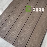 Dalles de terrasse en composite bois-plastique de qualité supérieure, imperméables, ignifuges, antidérapantes, avec garantie de 5 ans pour les patios commerciaux