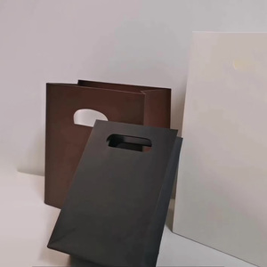 Borsa di <span class=keywords><strong>Carta</strong></span> Riciclabile per <span class=keywords><strong>Shopping</strong></span> e Confezioni Regalo con Logo Personalizzato e Manico Fustellato - Product Image 5