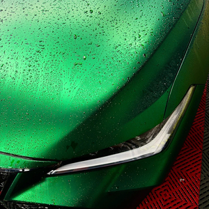 <span class=keywords><strong>Film</strong></span> de covering automobile PET Plaqué Vert <span class=keywords><strong>Venom</strong></span>, Vinyle Adhésif Changeant de Couleur, Autocollants de Voiture, <span class=keywords><strong>Film</strong></span> de Protection Automobile à Libération d'Air - Product Image 2