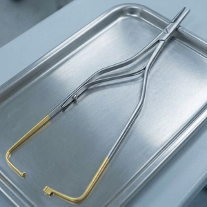 Porte-aiguille chirurgical Arruga 2026, instrument manuel certifié CE Classe I pour utilisation en salle d'opération - Product Image 4