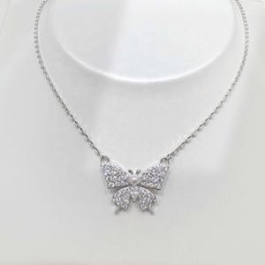 Collier pendentif en argent sterling 925 plaqué or 18 carats, motif coquille, délicat, pour femme, avec gravure papillon. - Product Image 5