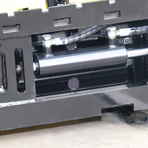Envío Gratis 1 tonelada 1000 kg Somate China Minicargadora de orugas Dingo con plataforma para operador y accesorios - Product Image 4